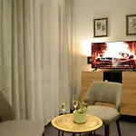 Beyond Bed & Breakfast 3*